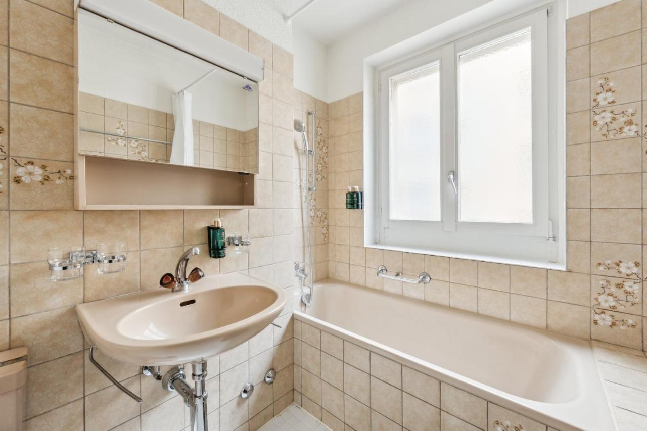 Central Apartment For City Explorers 224 Zurich Exterior photo