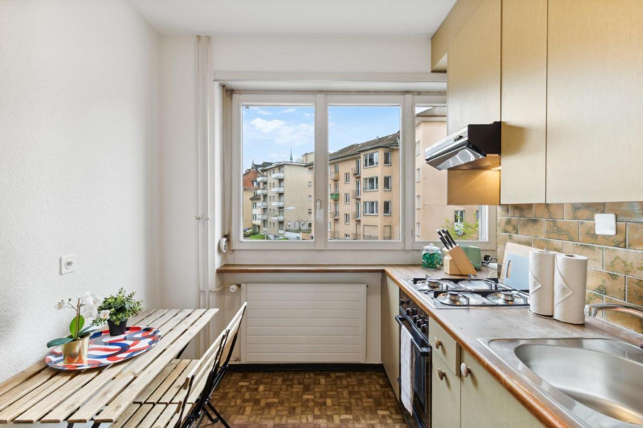 Central Apartment For City Explorers 224 Zurich Exterior photo